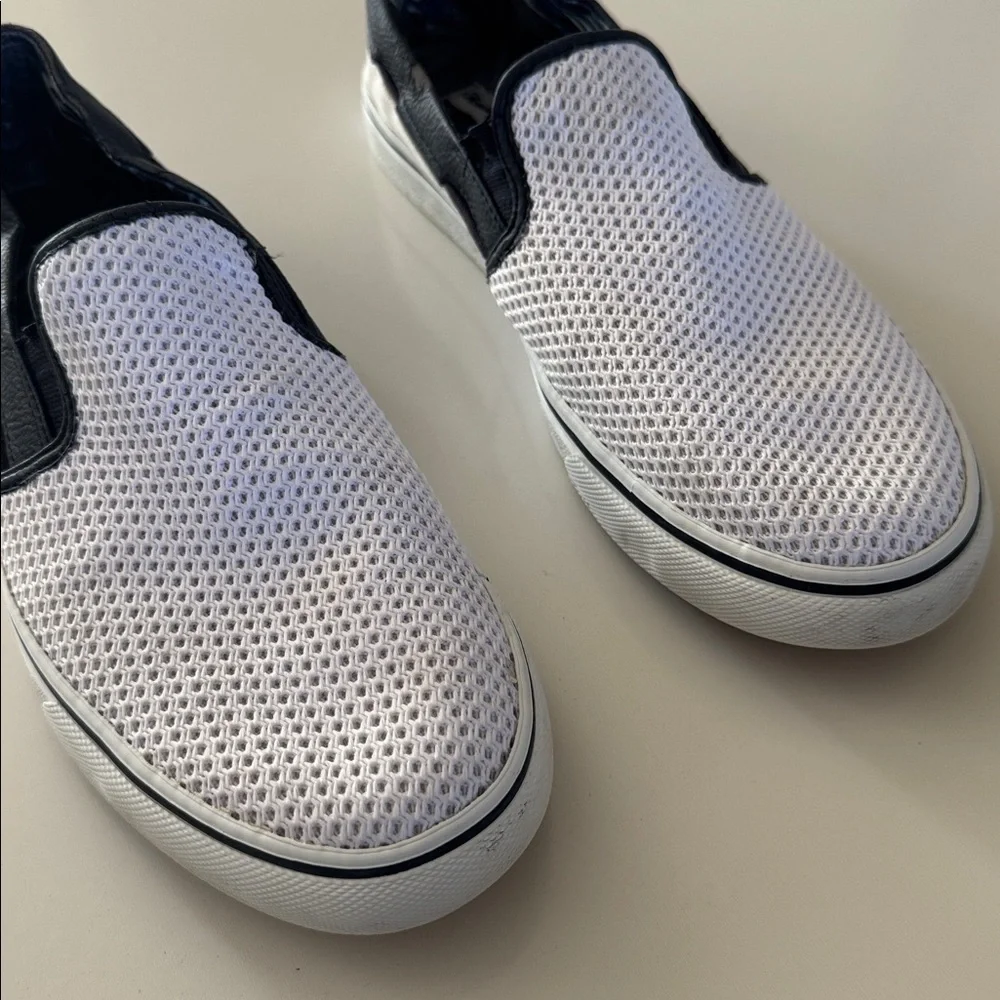 Tommy Bahama Exodus Slip On Shoes Mens 11.5 White